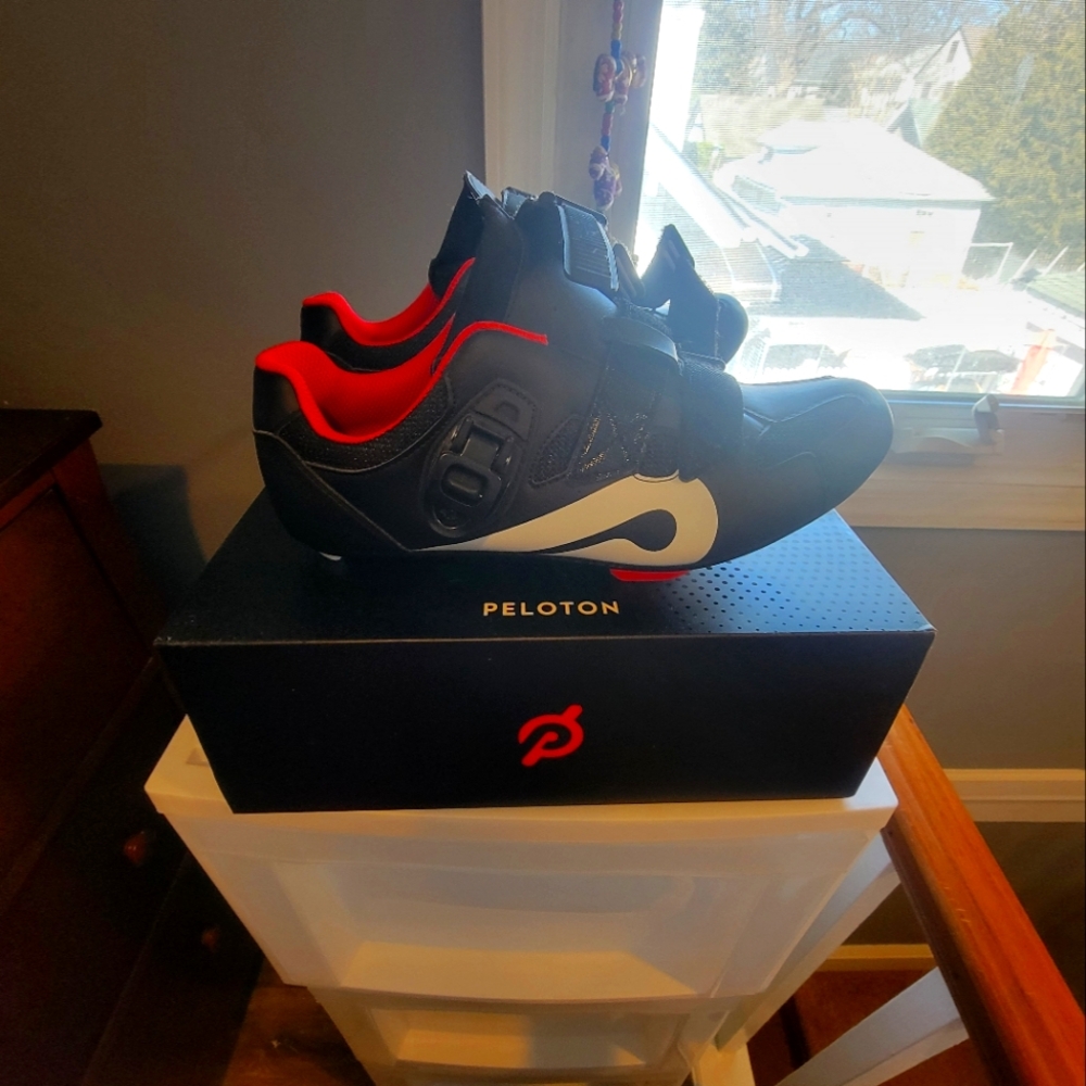 Peloton Cycling Shoes Never Used In Box